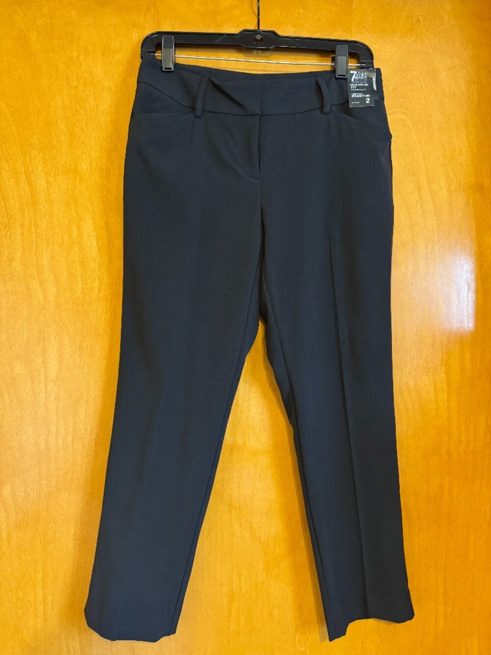 Cropped Pants 2 pairs - Black or Navy NY&Co Size 2 Avg
